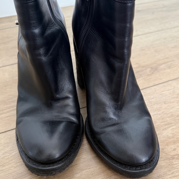 Chanel Turnlock Ankle Boots 40 - Picture 6 of 12